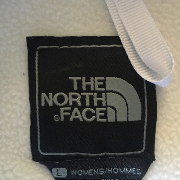Women’s Northface Coat - Picture 2 of 6